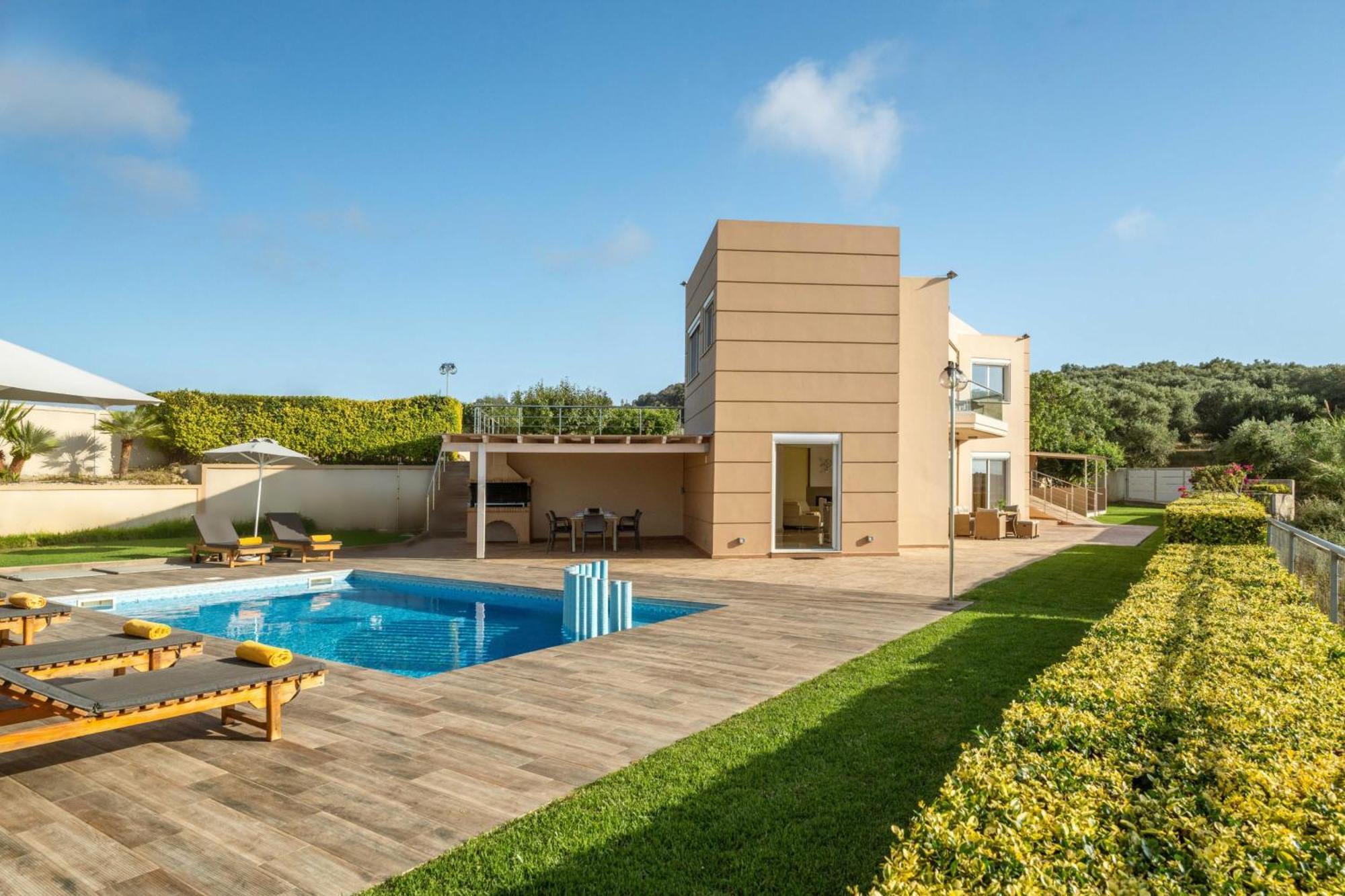 Villa Ariella With Sea View Agia Marina Exteriör bild
