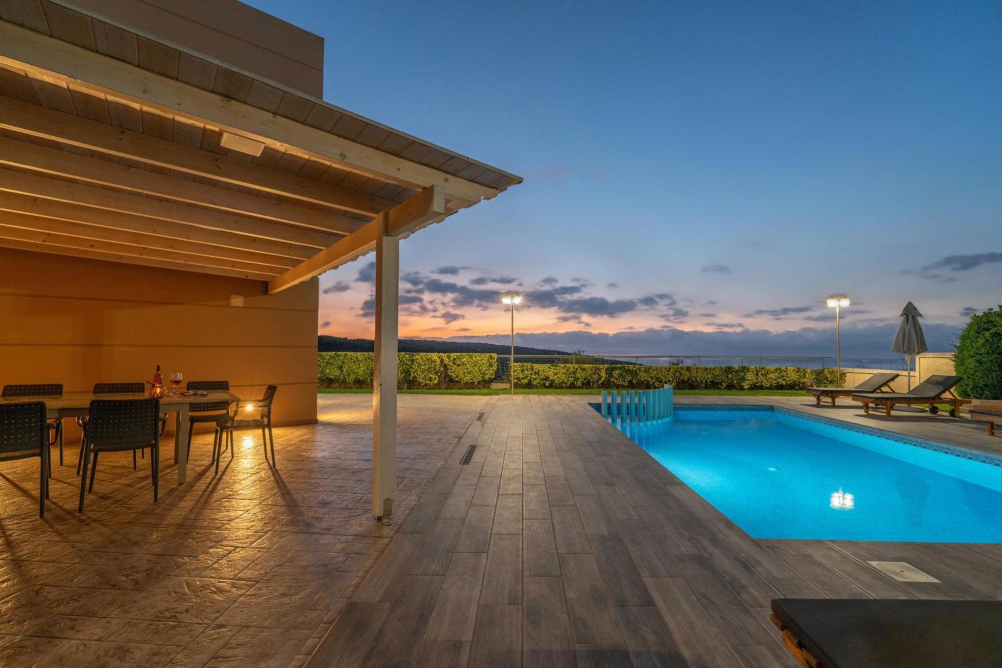 Villa Ariella With Sea View Agia Marina Exteriör bild